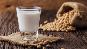 La ricetta per preparare il Latte di Soia utilizzando un estrattore di succo a freddo.
